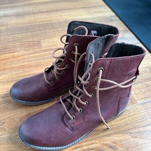 Josef Seibel leather boots (burgundy)